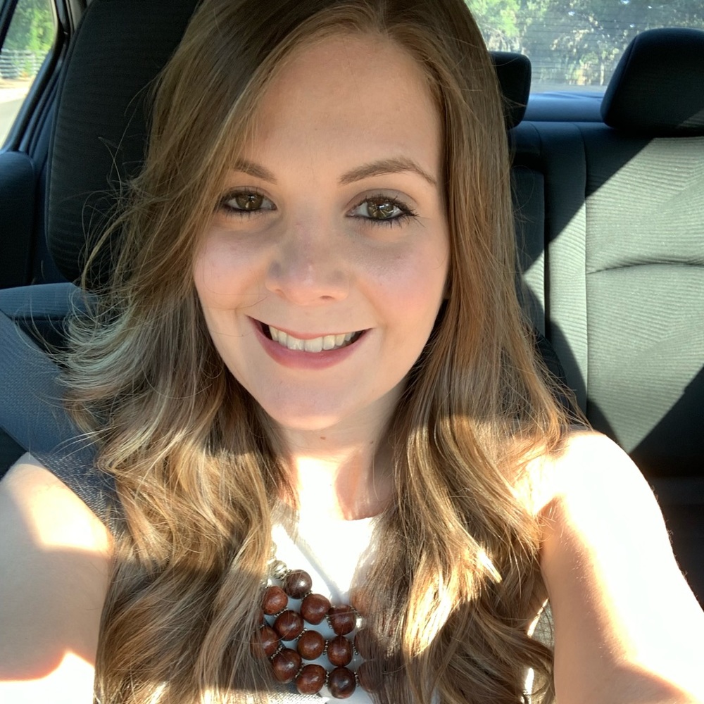 Meet your Posher, Viviana